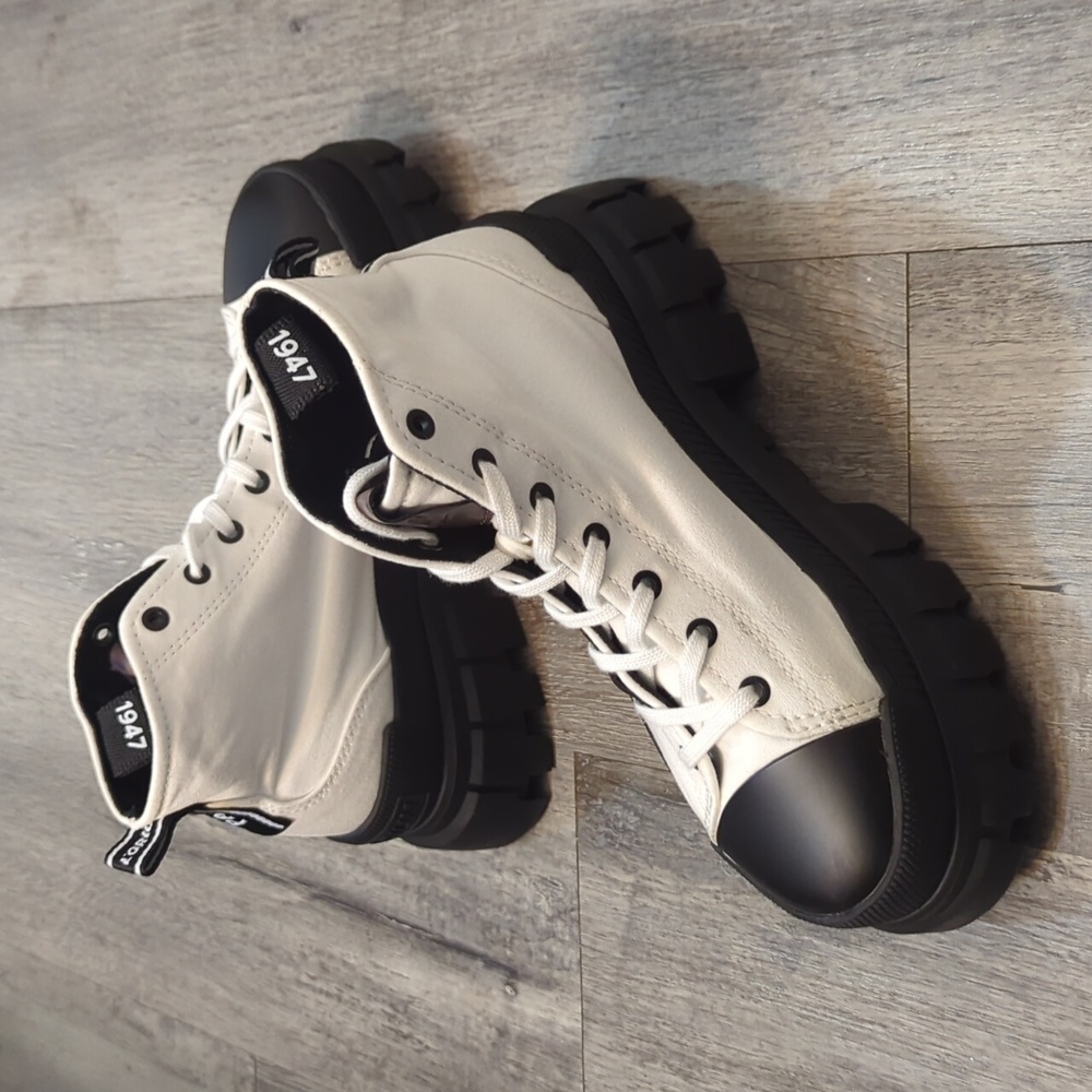 Palladium Revolt Ho TX Star Platform Boots - Picture 5 of 13